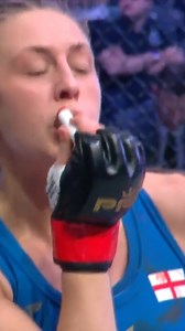 Dakota Ditcheva! The FIRST British woman to win an MMA world title 🏆👏 She beat Taila Santos to secure the Professional Fighters League flyweight title & $1m. Her victory also extends the unbeaten start to her career to 14! | BBC Sport