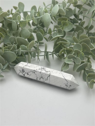 Howlite DT Crystal // Double Terminated // Howlite Point // Chakra // Healing Crystals // Natural // Video - Etsy