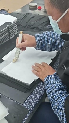 Some daily routines of making handbags #Customized #Design #Production #Factories #Bags #Handbag