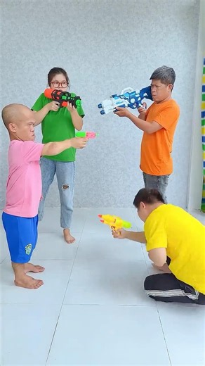 Sibling Battle Fight 🔫🔫🔫🔫#trendingshorts #funnyshorts
