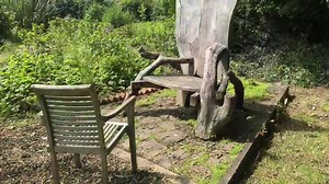 🎥 The Station Master’s Community Wildlife Garden at Whitley Bay Metro station is a hidden gem. It’s free to visit at any time and is great for a trip out in the summer holidays. 😁 | Tyne and Wear Metro
