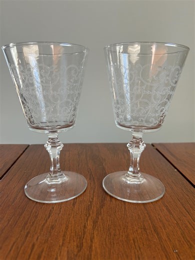 Vintage Etched Wine Glasses, Mid Century Floral Stemware, Set of 2 - Etsy