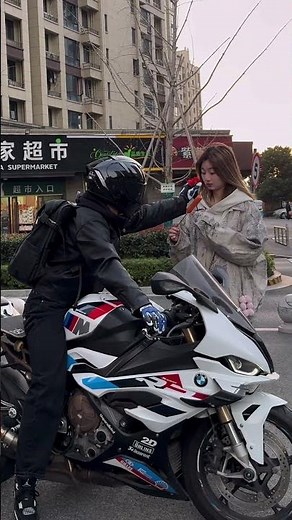 Sorry baby, here's a little gift for you. Let's go for a drive together! #motorcycle #moto #skate