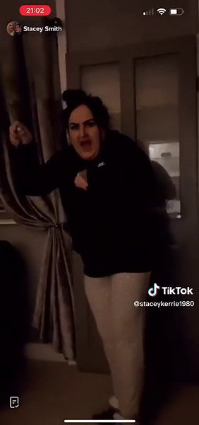 It’s fuck about time 😂😂😂😂 #bangers #scareprank #fukabouttime #fypシ #tiktoklive #tiktok #foryoupage #mygirlfriend #mylove #foryoupageofficiall #justforfun #girlfriend 😂😂😂😂