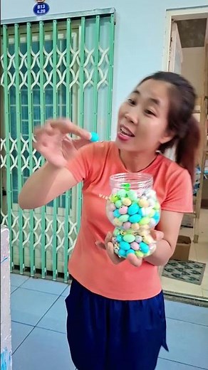 ASMR AMERICA’S 🍡 🍭 🍬 😜 ORIGINAL DUBBLE BUBBLE GUM FRUIT FLAVORS CANDY SOUND ASMR EATING CANDY 🍡 🍭