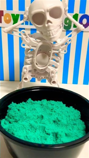 Poor Mini Mouse #minimouse #mickeymouse #toys #asmr #funny #cute #shorts #viralshorts #satisfying