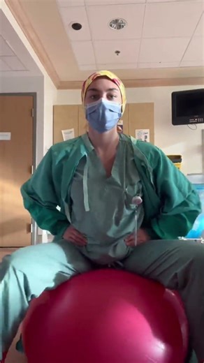 How to use a birthing ball from a Labour & Delivery Nurse 🤰🤱 Keep in mind this is not all you can