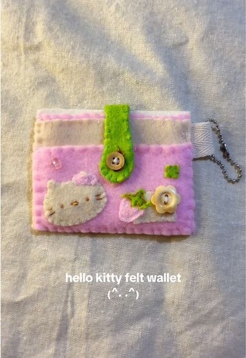 Hello Kitty Felt Wallet Craft for Moms