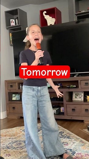 Tomorrow from Annie Jr. clip #musicaltheatre #anniewarbucks #broadway