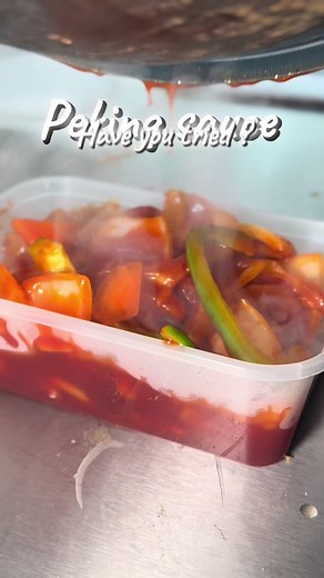 Delicious Peking Sauce: Freshly Made for You!