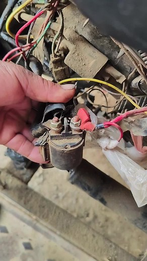 Solución al clic clic en motos: prueba y reparación rápida