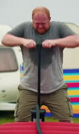 Caravan Comedy: Hilarious Holiday Memes