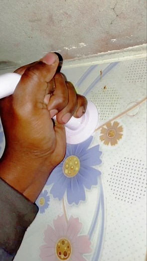 How to unscrew a broken pipe without special tools. | Story Finishings