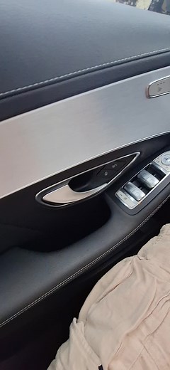 Luxury Car Interior Features and Design Overview