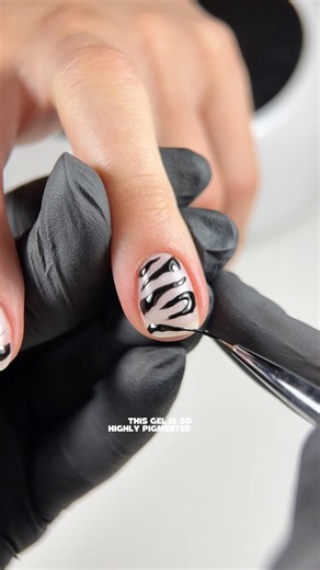Nail inspo 🤣🤍🖤🦓 zebra nails #zebra #animallover #nailinspo #nailtutorial #animals