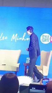 #repost @hitotan10_ @downloader_ __ WATCH | #LeeMinho met the Philippine press ahead of his appearance at @TheOfficialSMDC's anniversary tonight. For more entertainment news updates, visit manilastandard.net/category/showb… #TheGoodGuy via◇mslifeandshow | X 🔗https://x.com/mslifeandshow/status/1713447305922404359?s=46&t=3QWT86p-_f65Wr0Xz-sTjg ⋆┈┈┈┈┈┈┈┈┈┈┈┈┈┈┈⋆ #イミンホ #李敏镐 #李敏鎬 #LeeMinHo #이민호 #лиминхо #actorLeeminho #Leeminho_이민호 #mymentertainment #Korenaactor #kdrama #minoz #미노즈 #alwayswithleemin