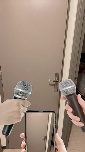 Engaging Smartphone Microphone Interactions