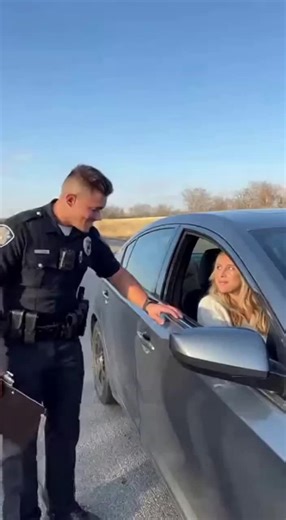 Beautiful Eyes. #funnyvideo #funnymoments #prank #usa🇺🇸 #police