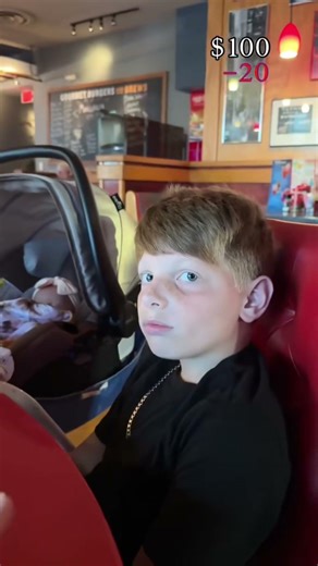 $100 Tip CHALLENGE at Red Robin! 👀👀👀