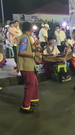 This Traditional Song Tells a Story