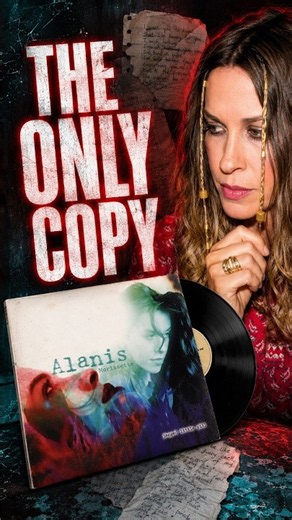 The terrifying moment ALANIS Morissette almost lost everything #scarystories #shorts