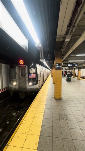 MTA 8th Avenue Bound R143 L Train arrives at 14th Street-Union Square #mta #nycsubway #nycta #shorts