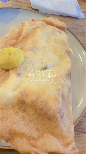 Every moment spent with my children matters. I want to make the most of each one, creating memories to hold onto forever because time passes too quickly. #memories #children #brunch #daughter #fypppppppppppppp @Aroma Cafe & Restaurant lovely restaurant with helpful people. Will be going again♥️