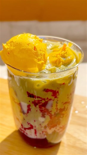 Blueberry Mango Matcha 🍵🥭🫐 #shorts #youtubeshorts #easyrecipe #foodie #fyp #yummy #viral