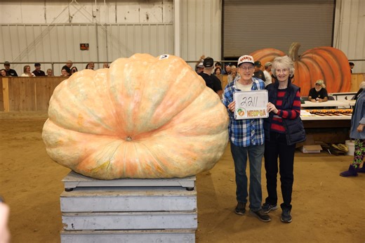 Here's who won the 40th annual Giant Pumpkin Weigh-Off at the Topsfield Fair