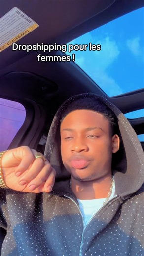 🔥 La formation en dropshipping, ce n’est PAS seulement pour les hommes. Les femmes sont même encore plus déterminées. ✨ Soyons honnêtes : C’est encore plus chic de voir une femme avec son propre argent, avec beaucoup d’argent, que de voir un homme. Ici au Cameroun 🇨🇲, on a trop longtemps limité les femmes à des rôles de seconde zone. 👉 Comme si une femme devait forcément dépendre. ❌ C’est faux. 🚗 Les femmes aussi ont le droit : \t•\td’être indépendantes \t•\tde s’acheter les voitures qu’ell