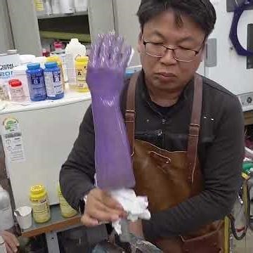 This Prosthetic Arm Is So Realistic It's Scary