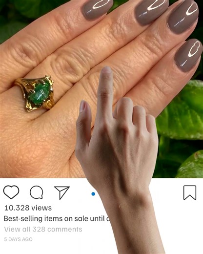 ✨ Elevate your elegance with our Raw Emerald Gold Ring! 💚 The perfect statement piece to shine in every occasion. Shop now: dvjewelrydesigns.shop/products/raw-emerald-gold-ring?ref=minta-video-app-_7d9R6XdJv #DVJewelry #EmeraldRing #Bestsellers #JewelryDesigns