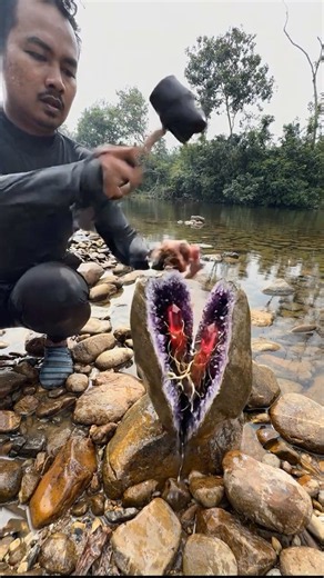 A Long River Stone Hid a Deep Purple Secret 💜✨