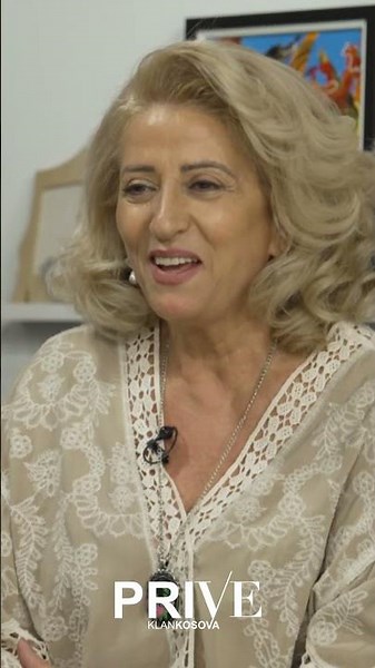 Shkurte Fejza falenderon Zotin për familjen/ "Gëzohem kur bëhet mëngjes"