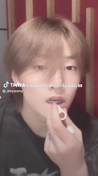 Jeongin's Favorite K-Beauty Lip Balm Revealed!