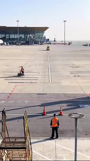 Marshalling at Kunming Changshui Airport in China