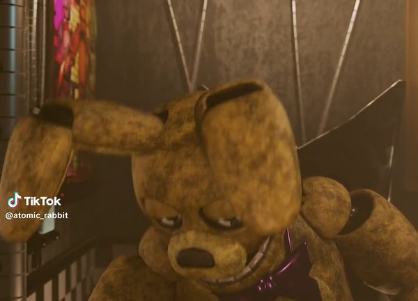 Springles #fyp #fnaf #fivenightsatfreddy #fnafmemes #fnafmovie #securitybreach #fnafanimation #springtrap #fnafar #fnafmovie2023 #fnafmemes #fivenightsatfreddysmovie #springbonnie #williamafton #goldenfreddy