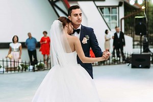 12 Best Brad Paisley Wedding Songs for Your Big Day