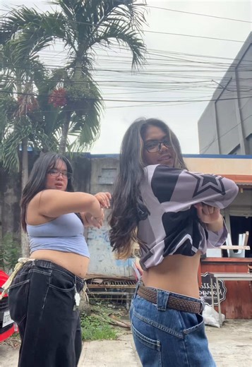 Dance Trends with Anya and Rheanna: Join the Fun!