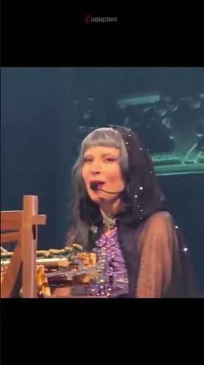 Lady Gaga sang new lyrics at The Edge of Glory in New York (Mayhem Ball Tour N7)