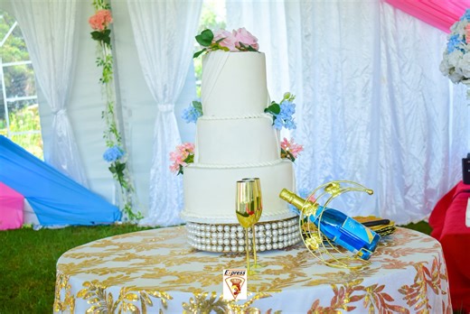 We offer the best themed cakes for your events. From wedding cakes, birthday cakes, graduation cakes etc we have the best deals and packages at affordable prices. For bokings and inquiries call 0718770846 #birthdaycakes #weddingcakes #graduationcakes #themedbirthdaycakes #cartoonbirthdaycakes | Express Catering And Events