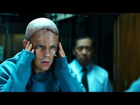 Man Travels Back in Time to Stop a Criminal… But the Criminal Is His Future Self