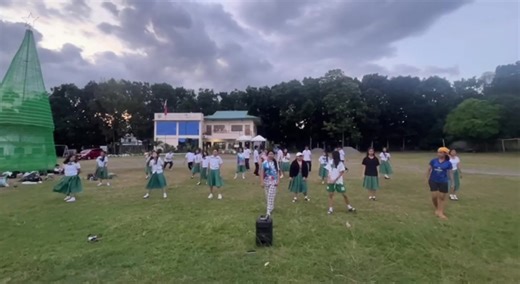 Stunning Cheer Dance Performance by Grade 10 Team