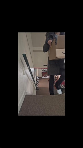 Getting the room ready for classes!! 🍪👩‍🏫 We have sugar cookie house decorating tomorrow at noon!! $15 per kit! This 'class' is more so just a free for all to assemble your house as you please! I will not be teaching this or doing a demo. *Santa will be in the building also until 2pm for pictures* 🎅📸 Following up with a snowman decorating class Sunday at noon! This class will be taught by me, step by step to recreate a super cute ice cream cone snowman! $20 per seat for this class! ☃️ Let u