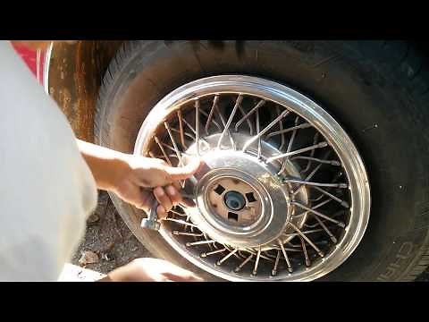 Removing locking hubcap from 80's & 90's Cadillacs | Seville Deville Eldorado Fleetwood