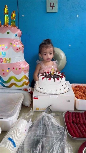 Happy birthday tari !🎂
