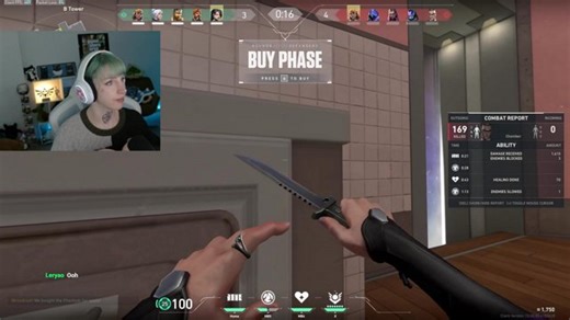 crazy cat lady plays val