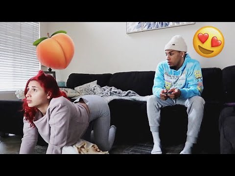 Arching My Back To See How My Boyfriend Reacts (HILARIOUS)!!