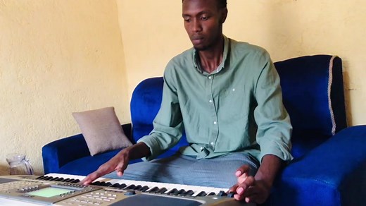 merci pianist official (@mercipianist)’s videos with original sound - merci pianist official