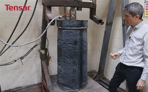 Triaxial testing of geogrid-stabilised materials